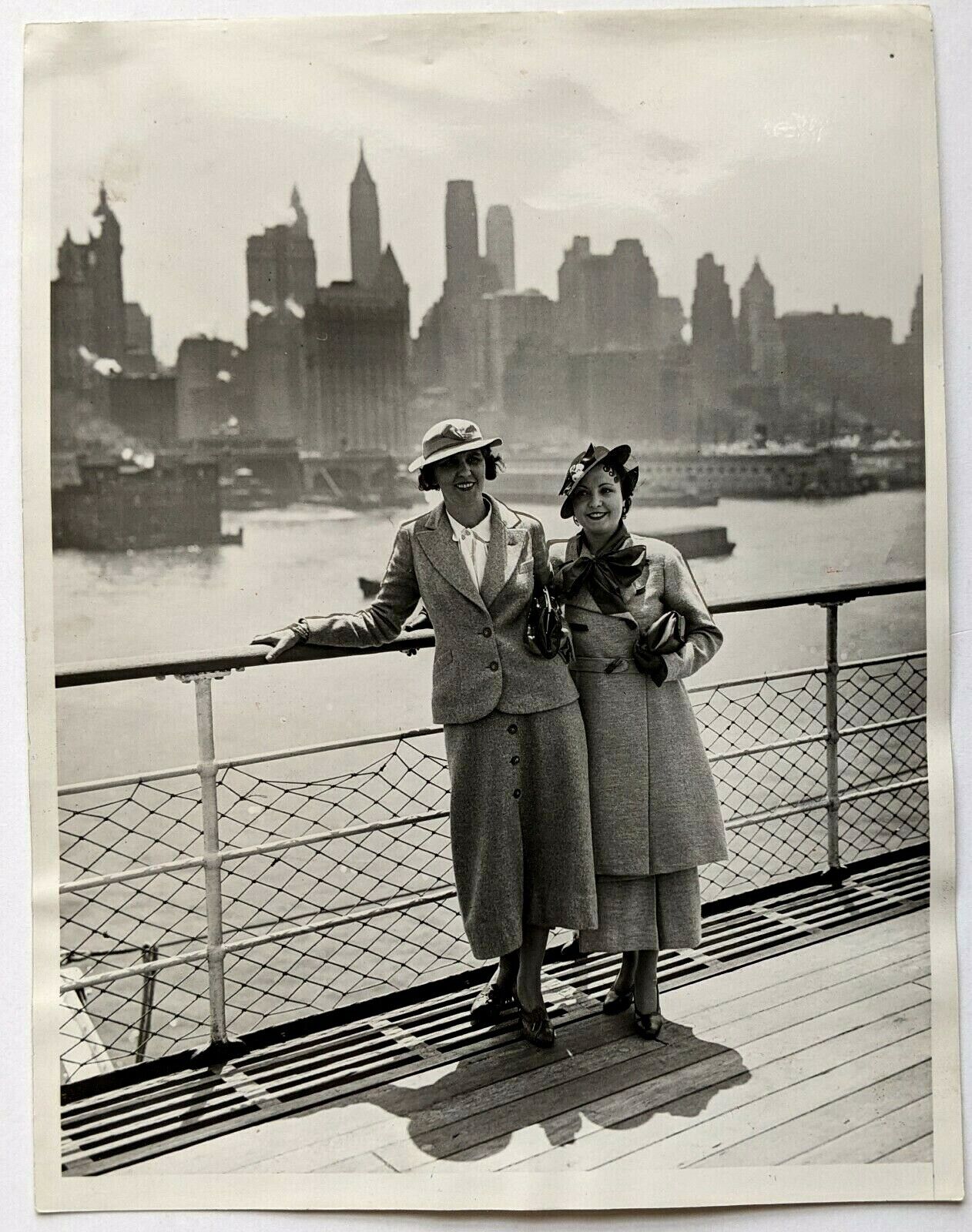 1934 SS Champlain New York Skyline French Women Photo Wives Rossi Vtg Pilots
