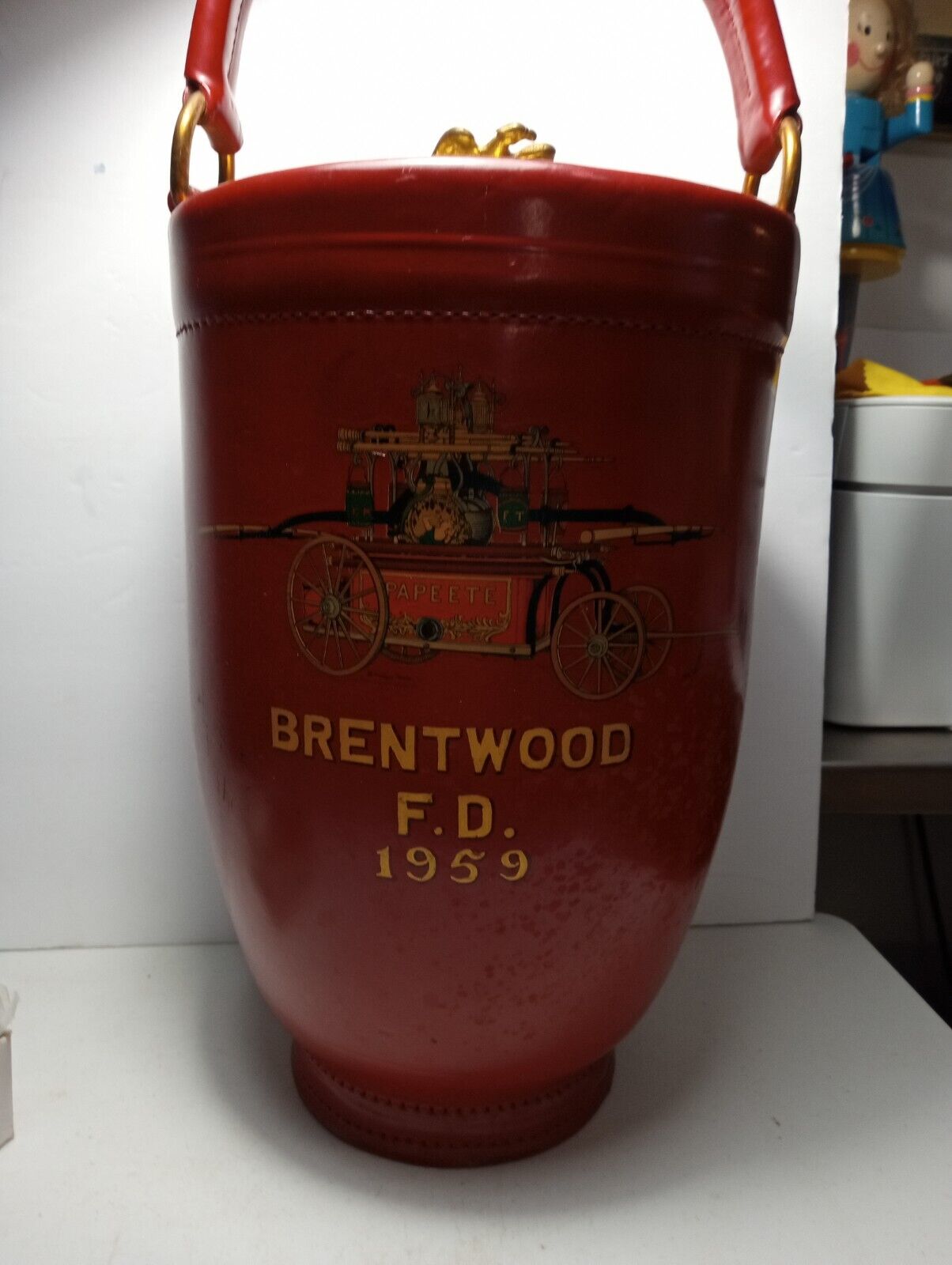 SUPER RARE VINTAGE CAIRNS AND BROTHERS FIRE BUCKET RETIREMENTGIFT 1959