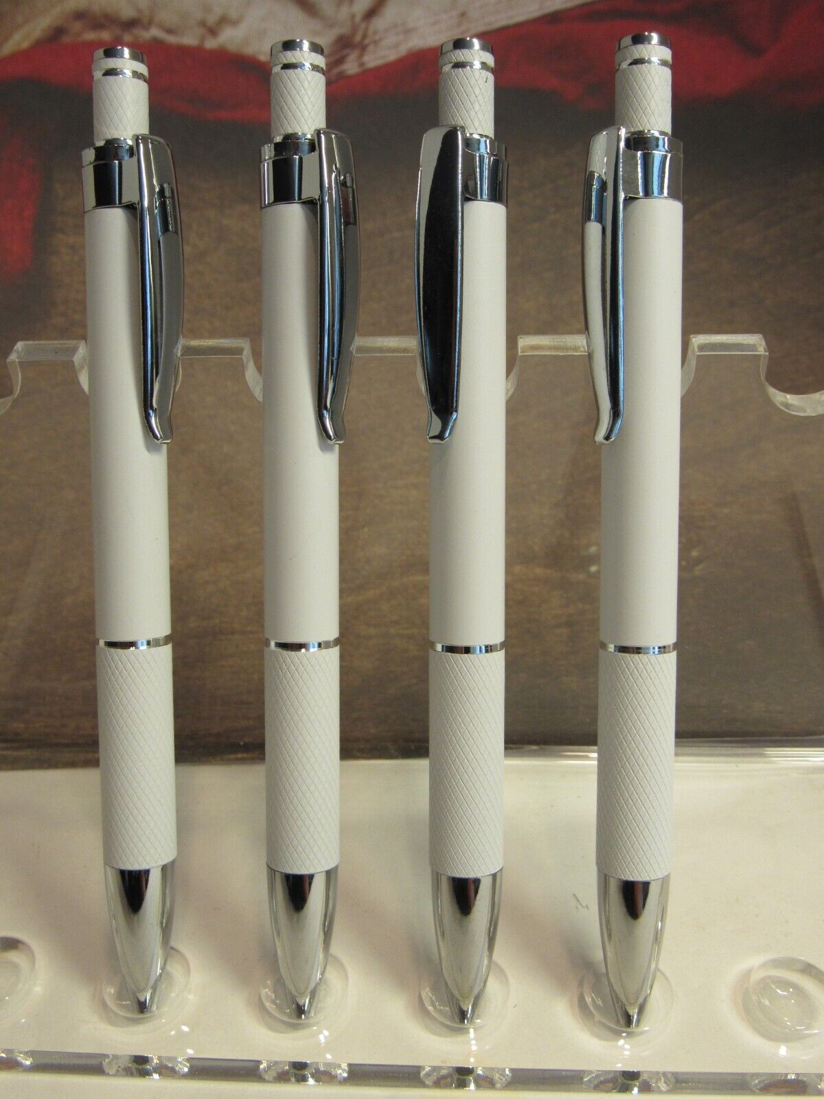 Set of 4 Aruba Metal click top Ballpoint Pens-WHITE  body
