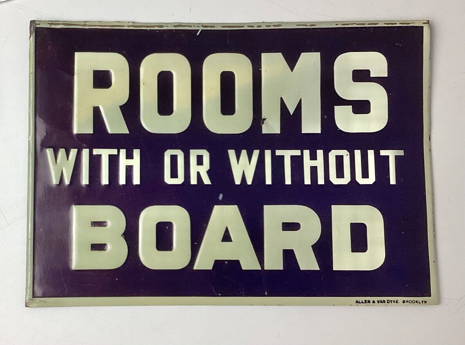 Vintage Original ROOMS WITH OR WITHOUT BOARD tourist Tin Metal Sign