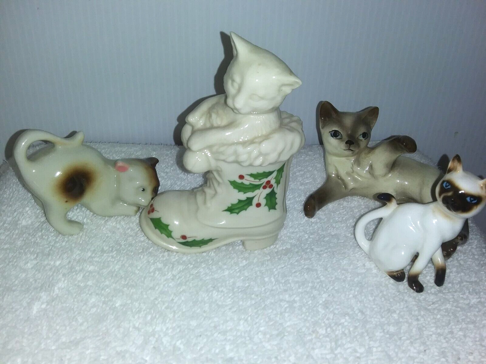 Mixed Lot Of 4 Mini Vintage Ceramic Cats 1 Lefton