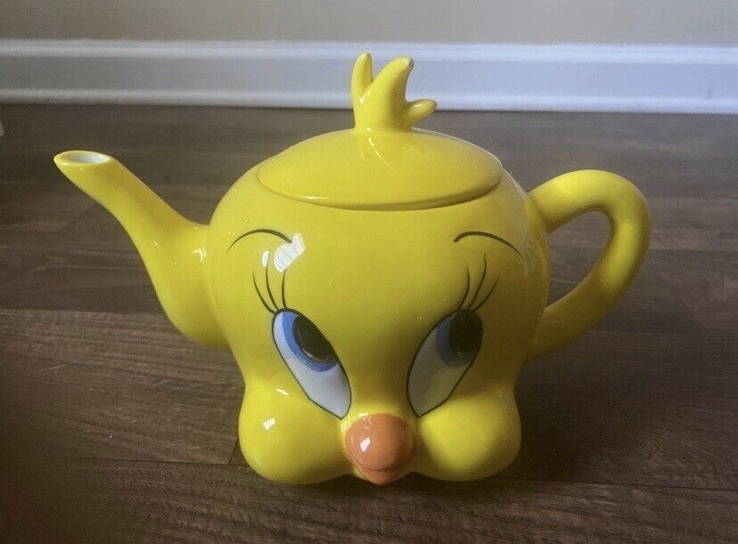 Warner Bros. Tweety Bird teapot