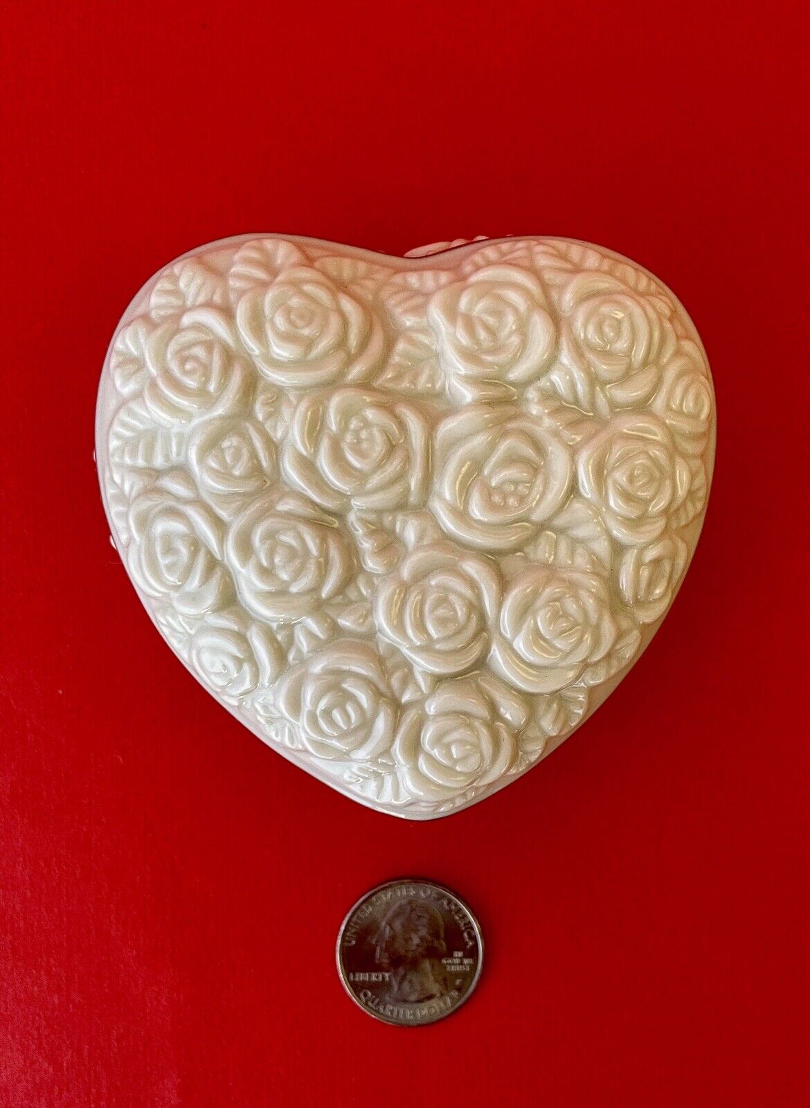 🌹LENOX HEART SHAPED ROSES COVERED Trinket Box 22-K Love Porcelain CHINA Floral