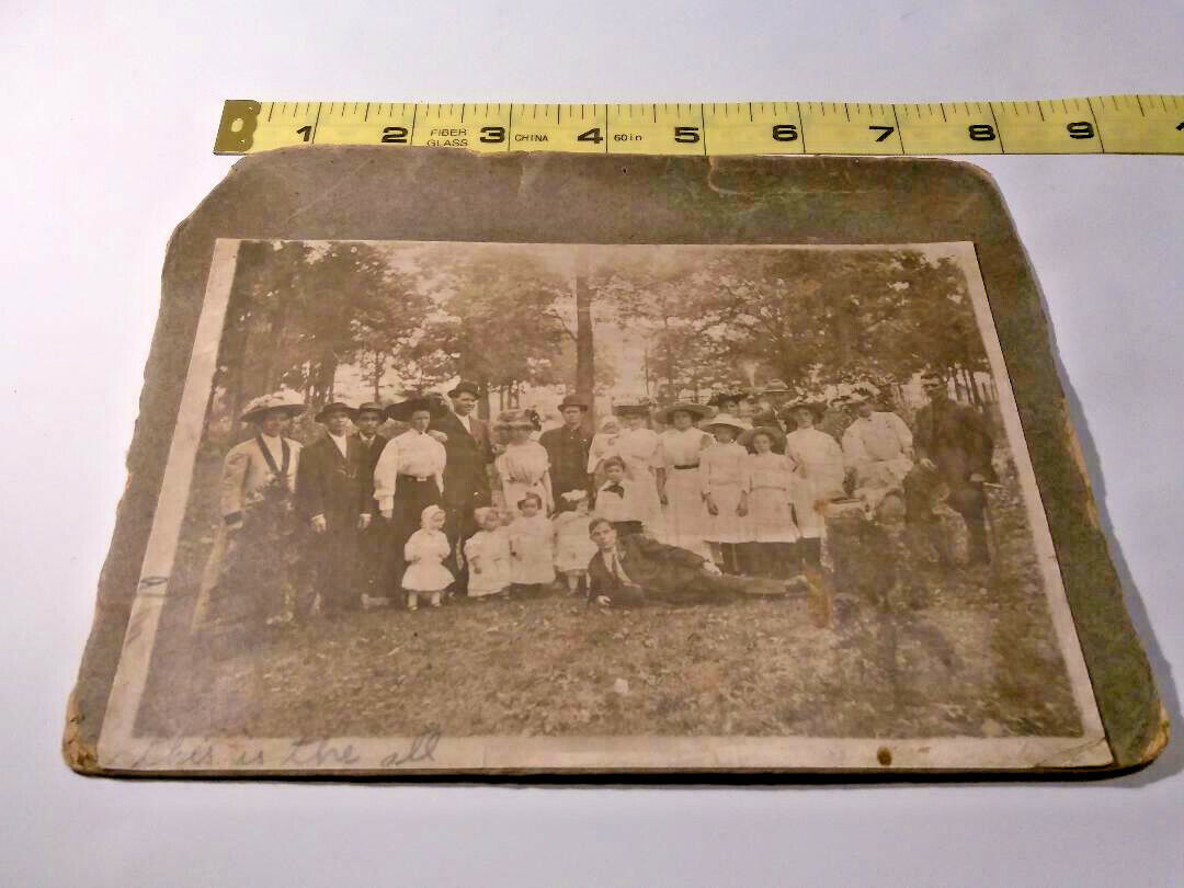 Vintage 1920\'s B&W Photo Big Family Large Group Children Outdoors 