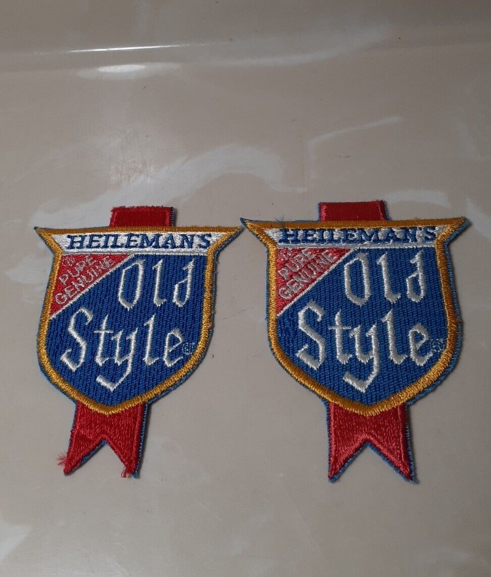 2 vintage Heileman\'s Old Style Pure Genuine Beer jacket shirt patches 4\