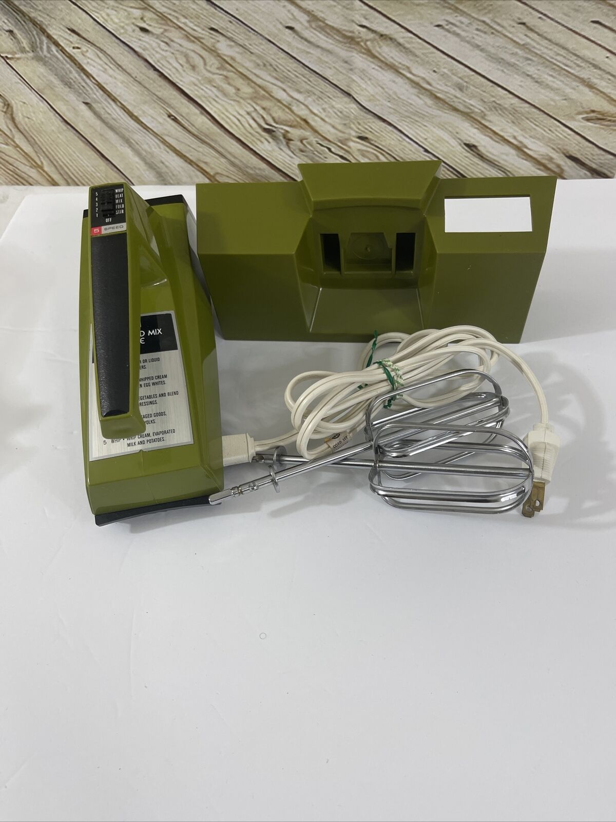 Vintage Sears Super 5 Speed Hand Mixer/Beaters Wall Tested Model 400-828800