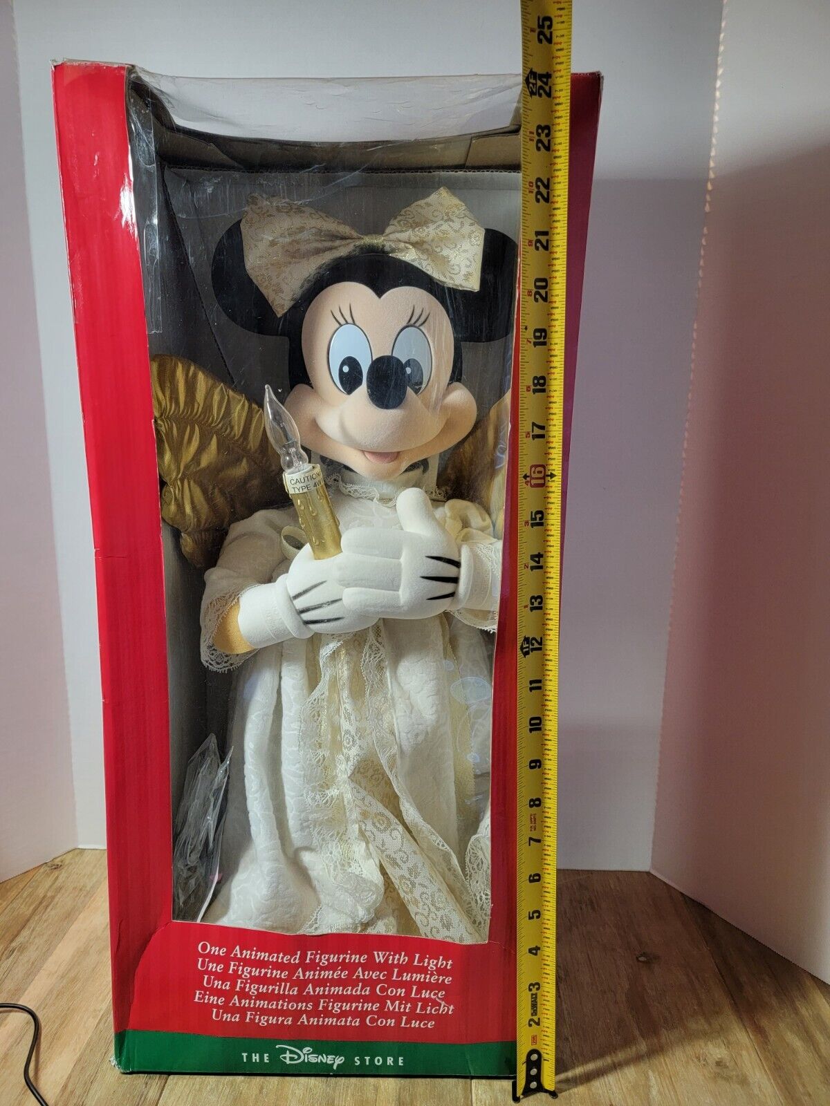 DISNEY STORE SEASON OF SONG 1997 TELCO MINNIE MOUSE ANIMATED CHRISTMAS FIGURE