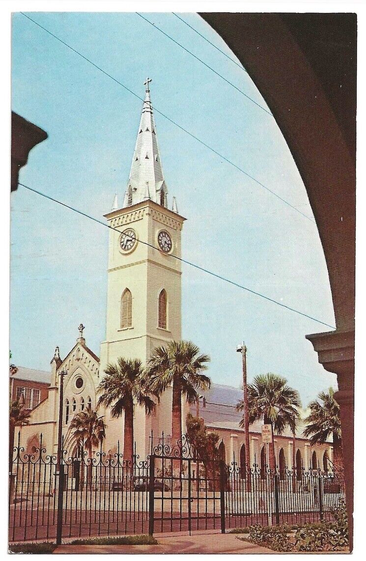 Laredo Texas c1950\'s San Augustin Church, clock tower