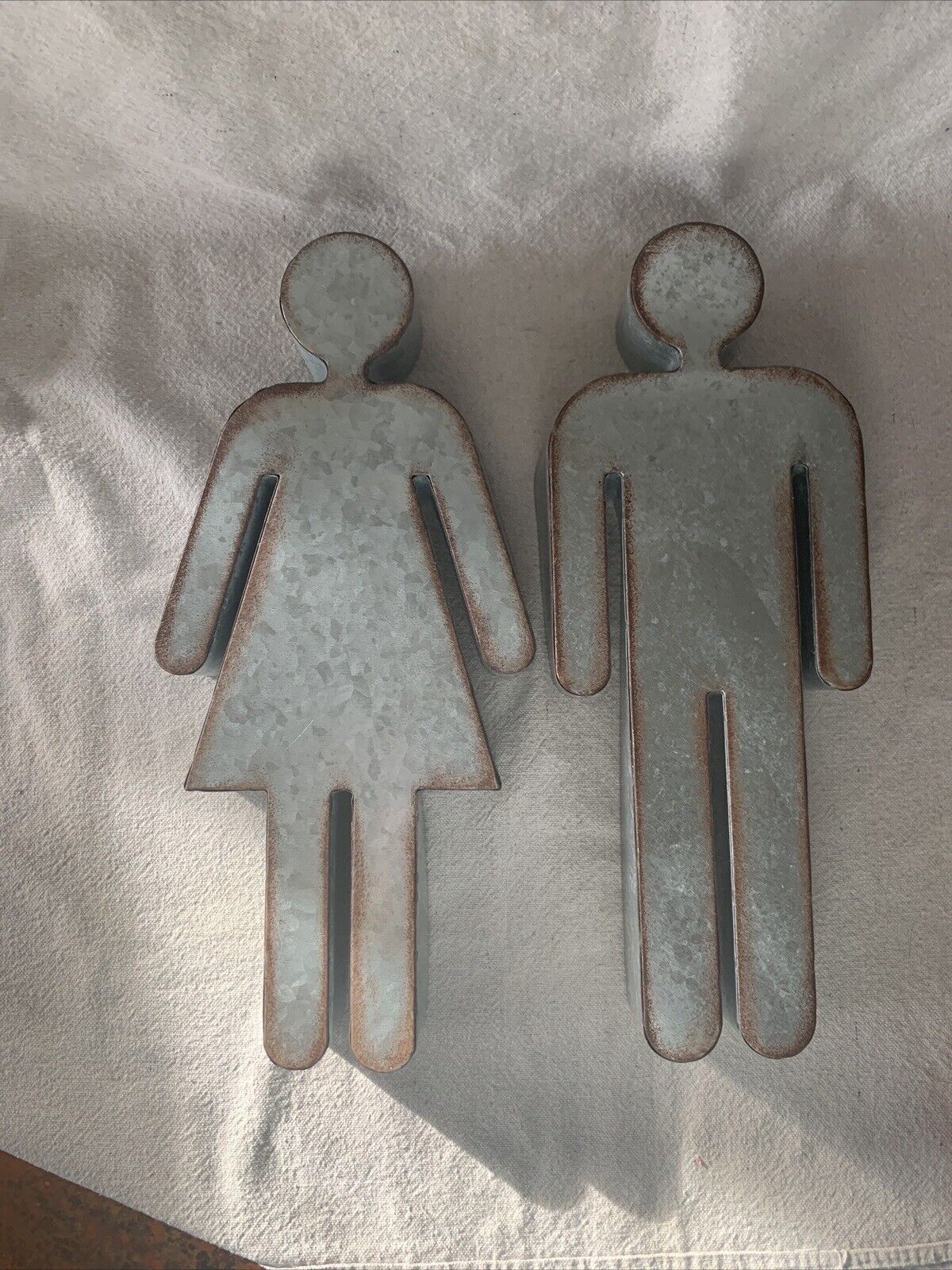 Galvanized Metal Rustic Sign Wall Decor Man Woman Bathroom Symbol 3D 14\