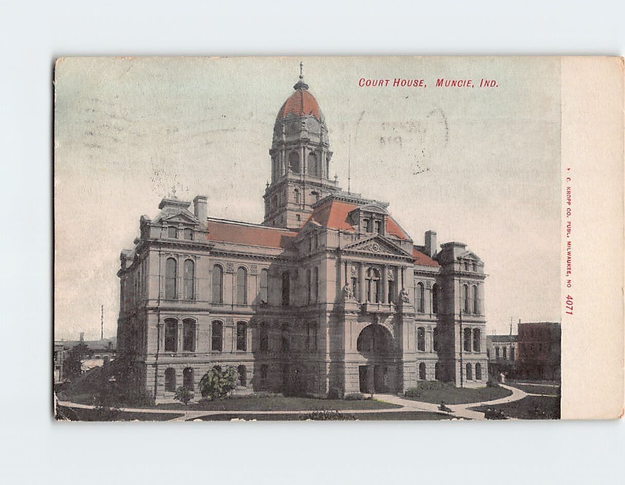Postcard Court House, Muncie, Indiana