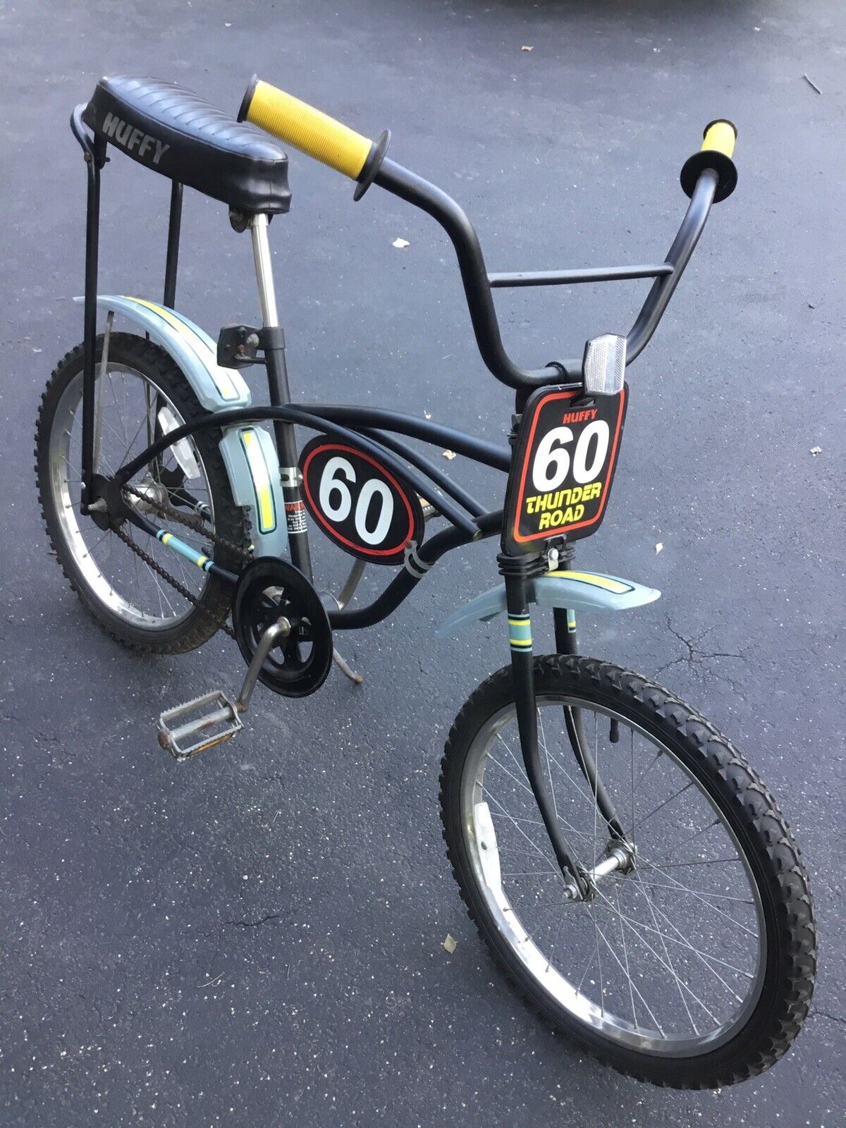 Vintage Huffy Thunder Road Boys Bicycle 20” Black Old School BMX Bike 