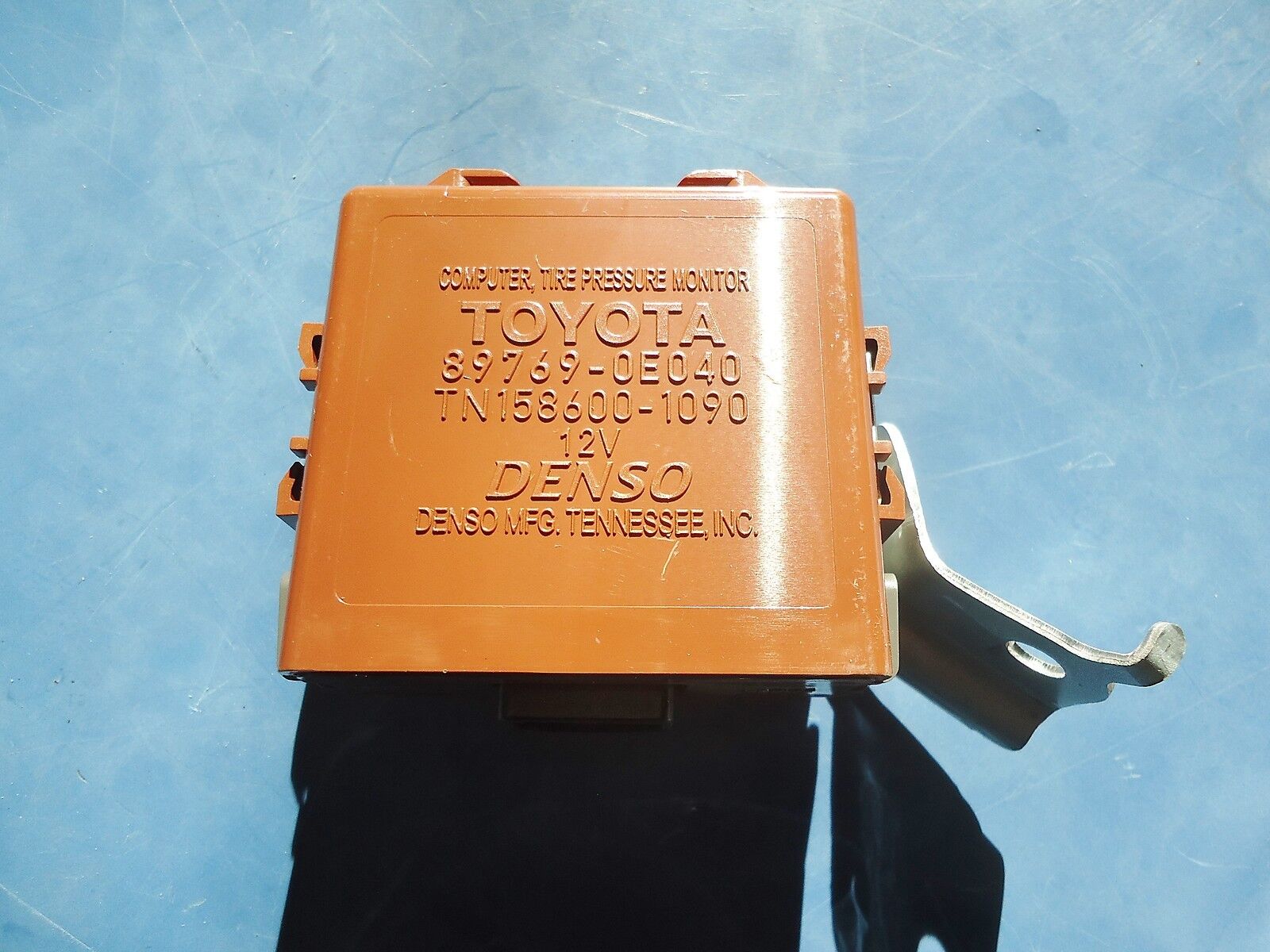 Toyota Highlander New OEM Tire Pressure Monitoring system control #89769-0E040, 