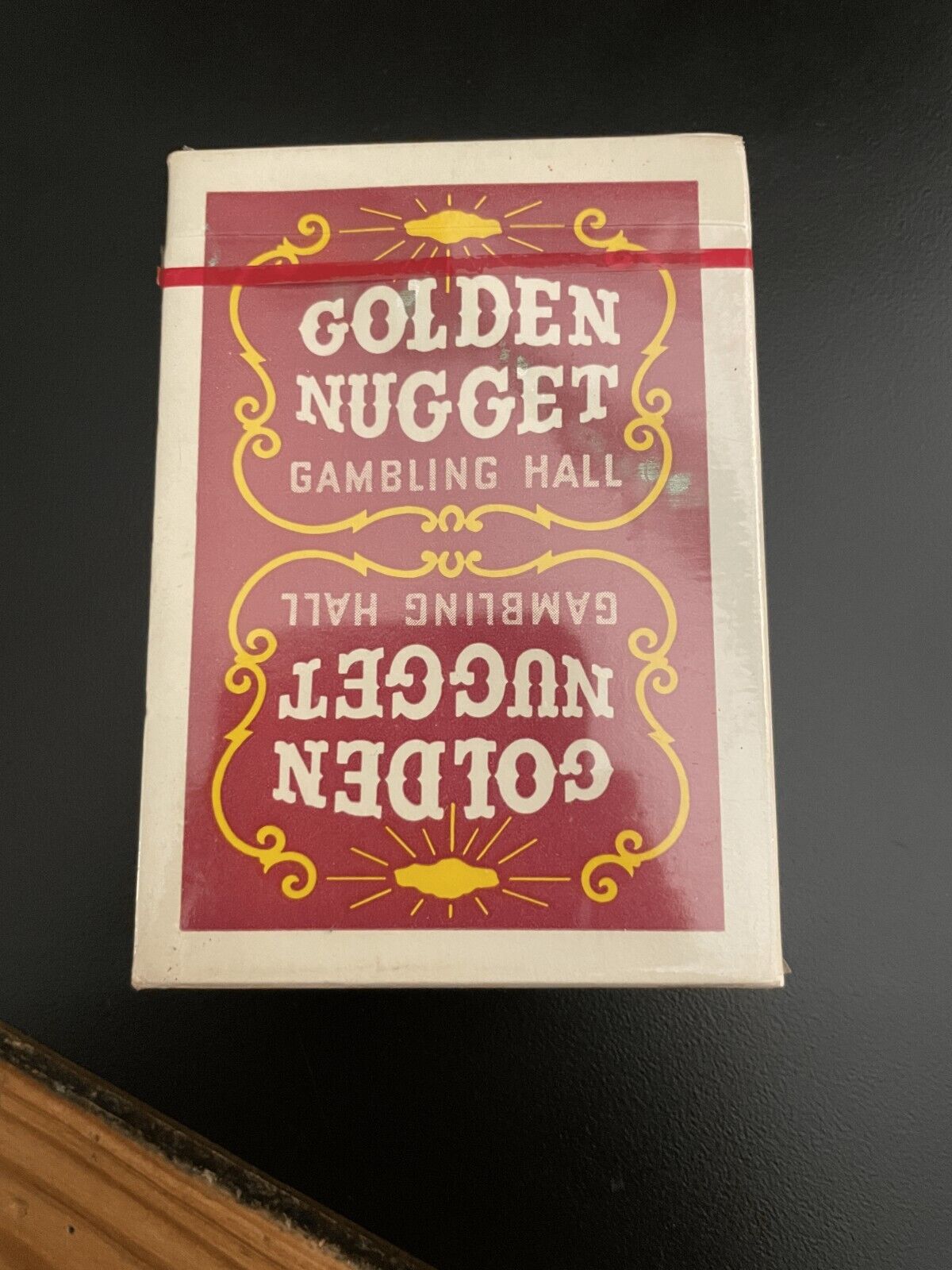 Golden Nugget Las Vegas Gambling Hall Playing Cards Red Sealed Excellent Con.