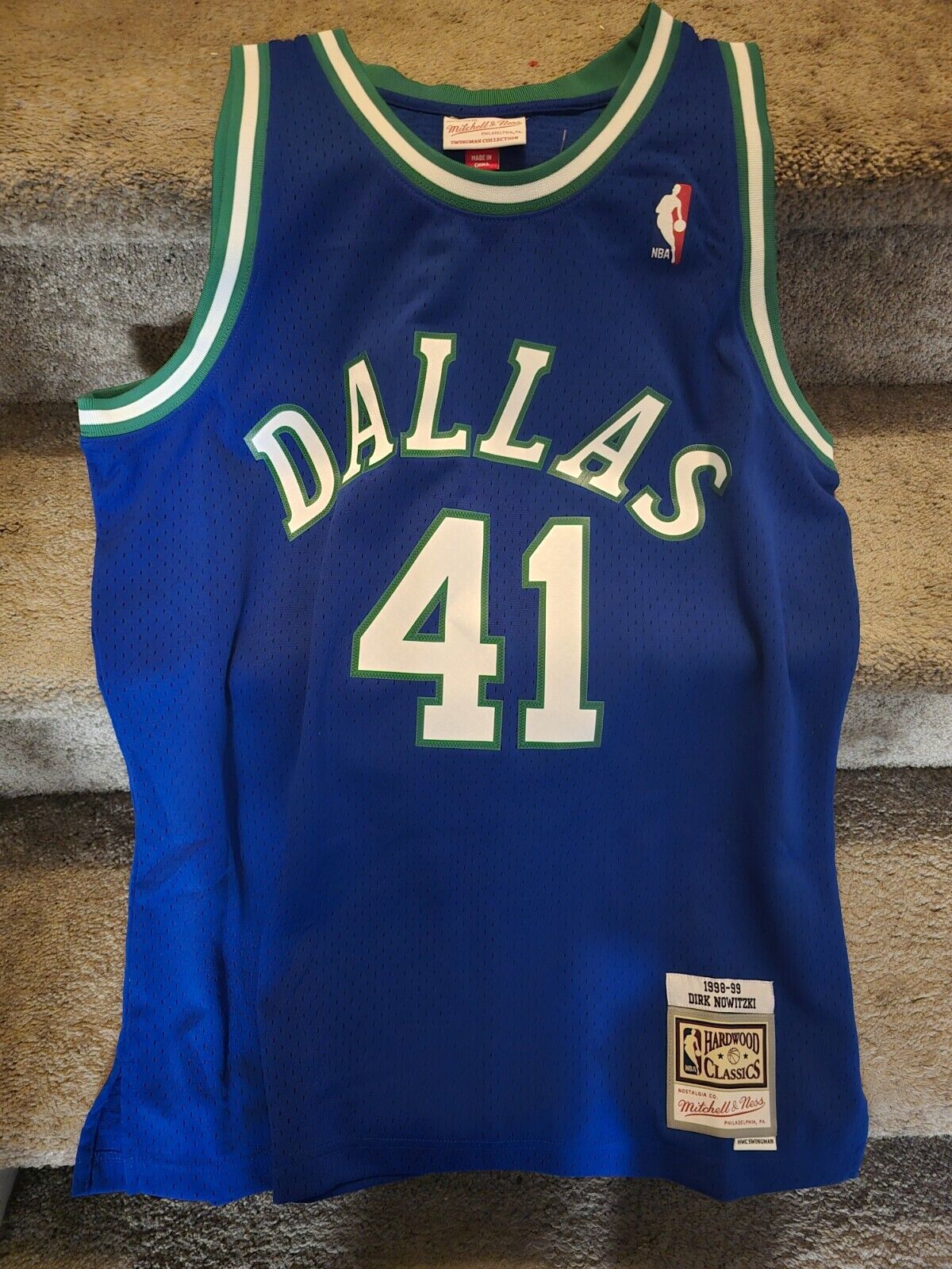Dirk nowitzki autographed authentic Mitchell and ness jersey