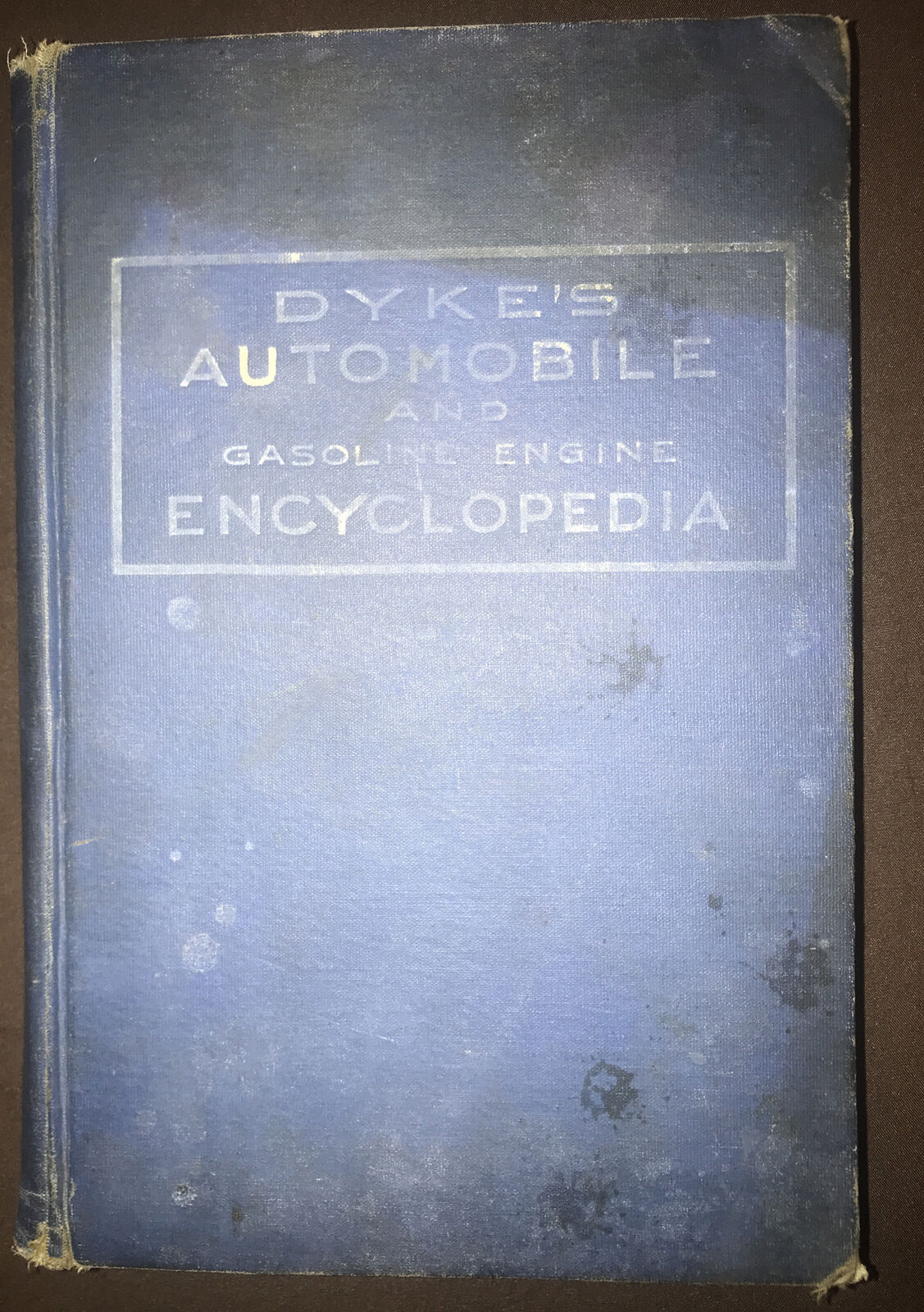 1920  DYKE’S AUTOMOBILE AND GASOLINE ENGINE ENCYCLOPEDIA ELEVENTH EDITION