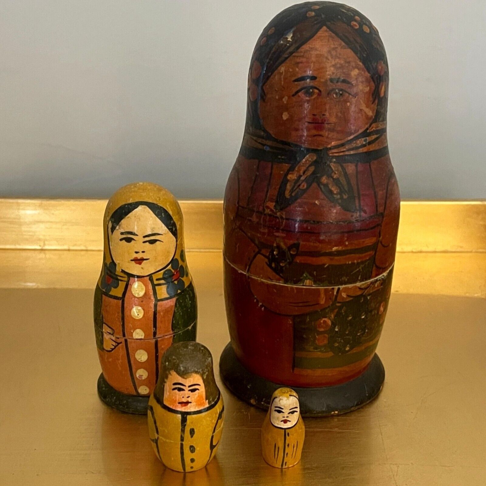 Antique Matryoshka Russian Wood Hand Painted Nesting Dolls Set 7\