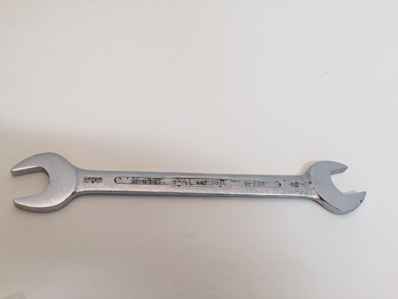 Palmera chrome vanadium 1880 13/16 by 7/8 open end wrench. Made in Spain