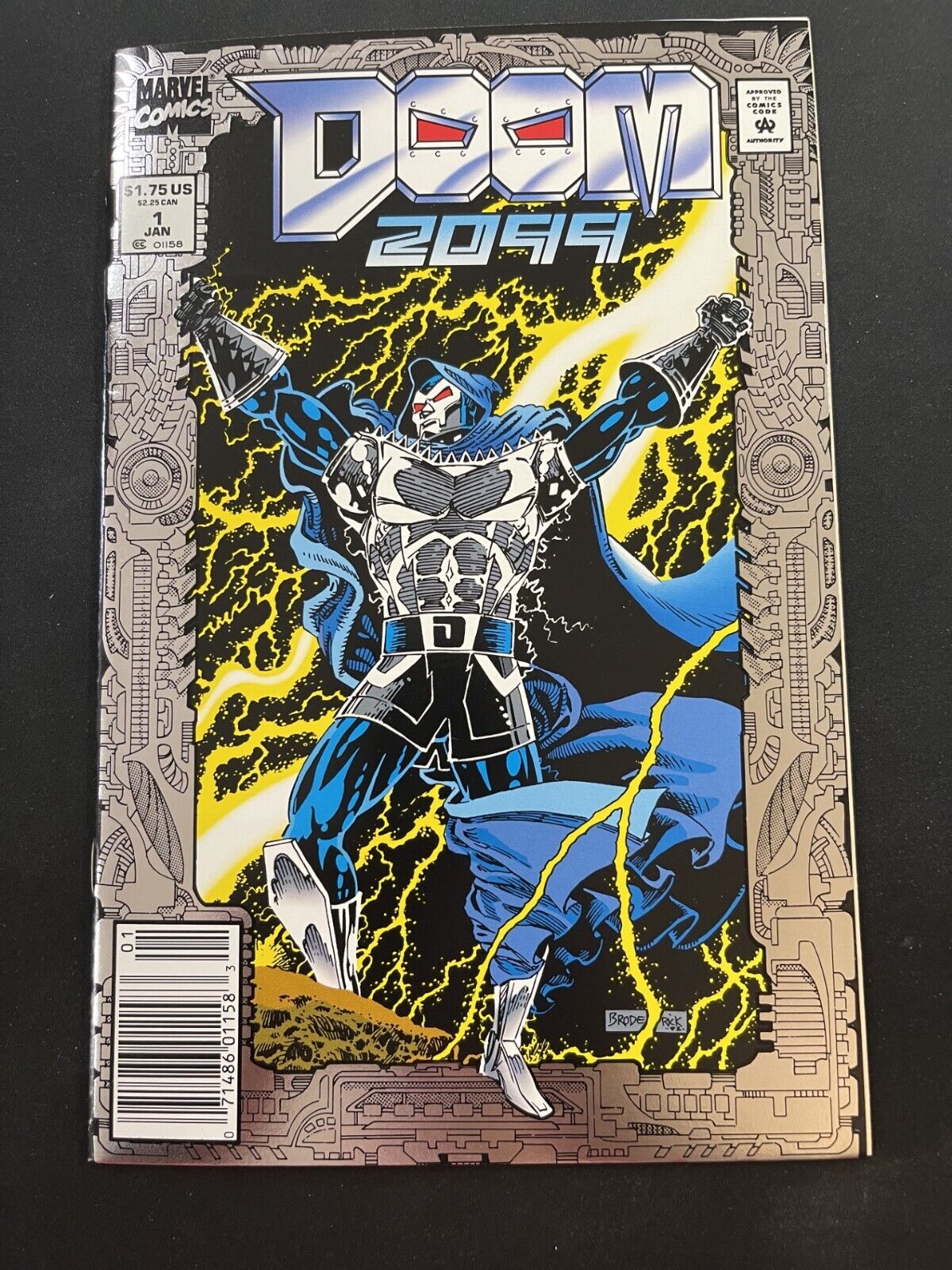 DOOM 2099 #1 (1993) Silver Holo Foil Graphic Cover KEY 1st app Dr Doom 2099