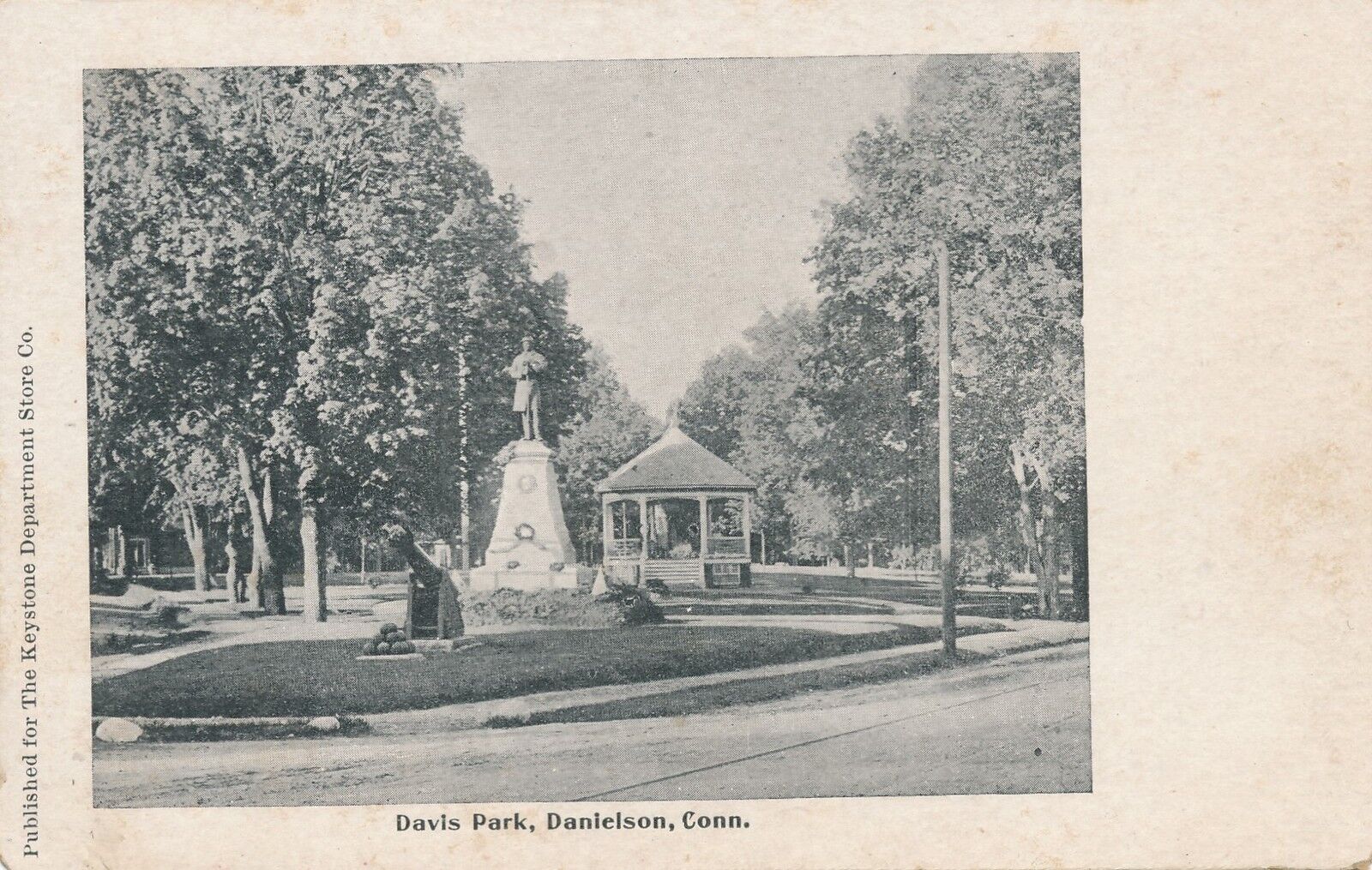 DANIELSON CT – Davis Park – udb (pre 1908)