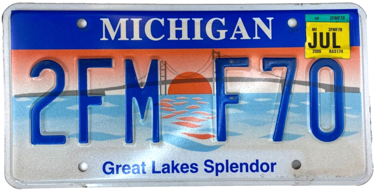 Vintage Michigan 2006 Car License Plate Great Lakes Splendor Decor Collector