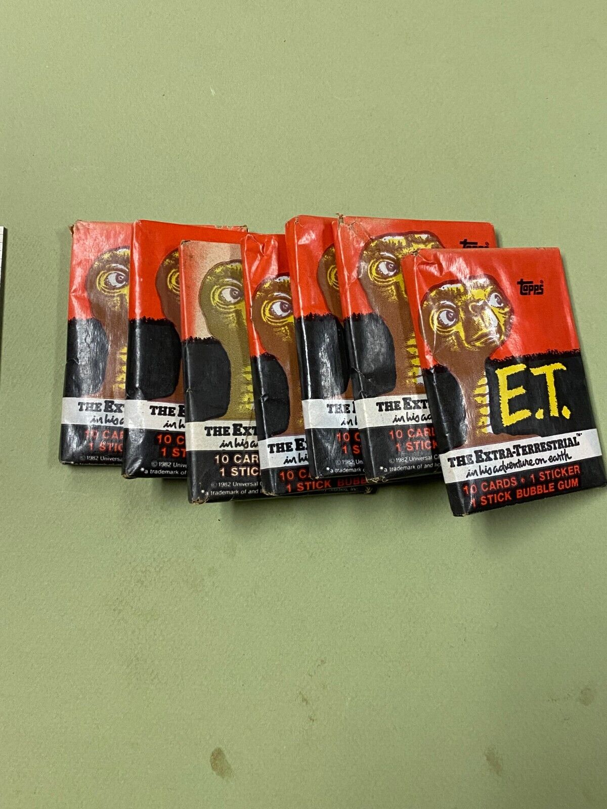 (7) 1982 Topps E.T. Wax Pack Extra Terrestrial 10 Cards Unopened Sealed Packs