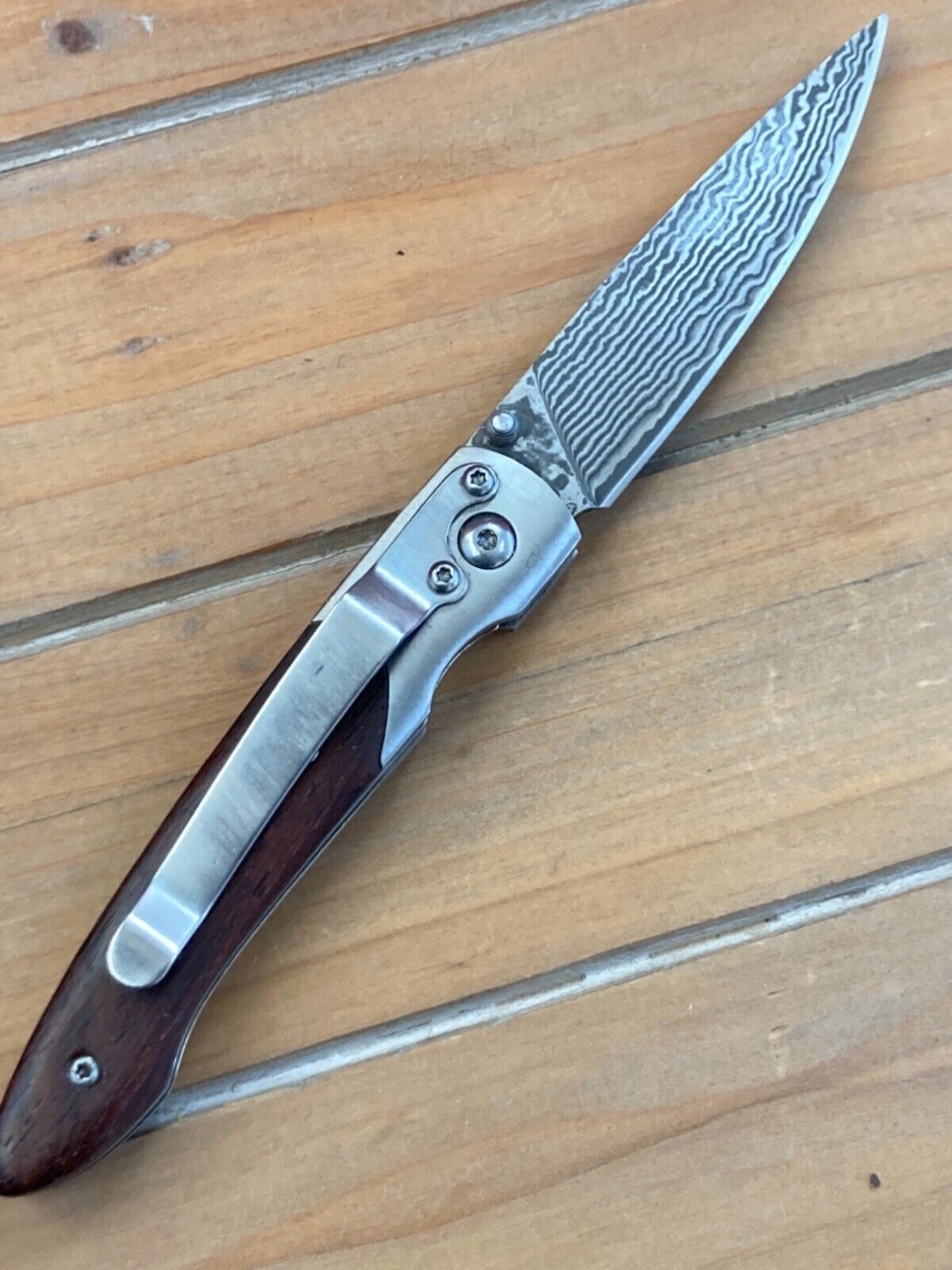 Pine Cone handle VG 10 blade pocket knife