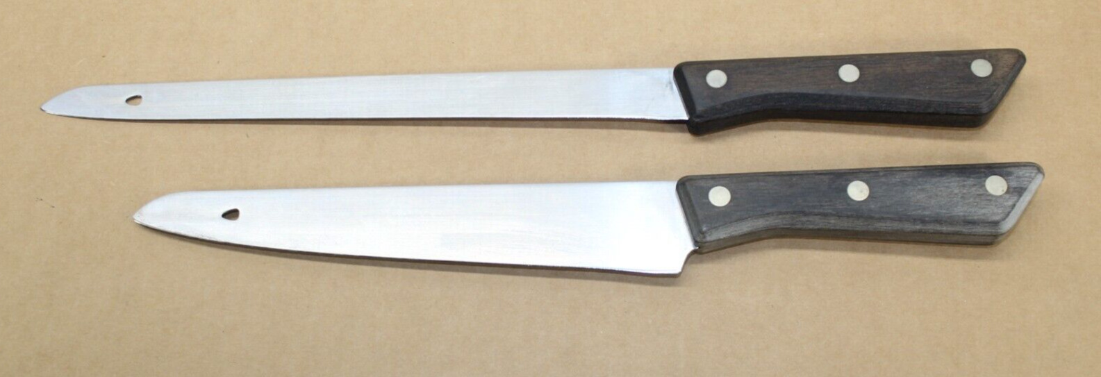 Pair of VINTAGE 1970s MIRACLE MAID STAINLESS KNIVES USA. JAPANESE STYLE 8\