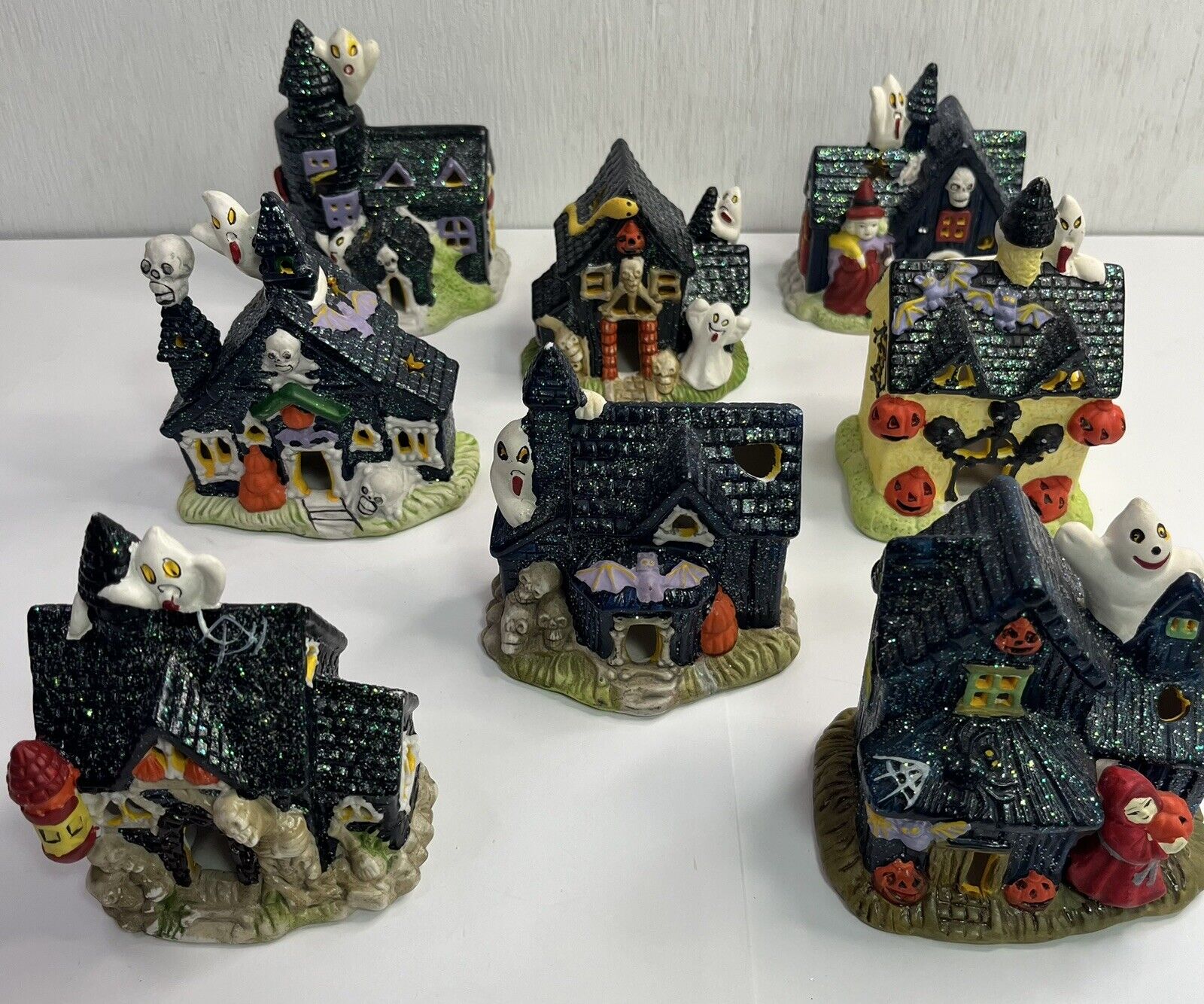 Lot Of 8 Halloween Haunted Houses Figurine Glitter Ghosts K Collections Village