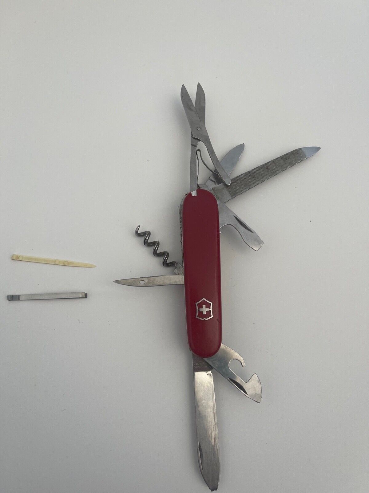  Swiss Army Knife, Victorinox Camper, contains 7 tools, red, 3 blades, camping