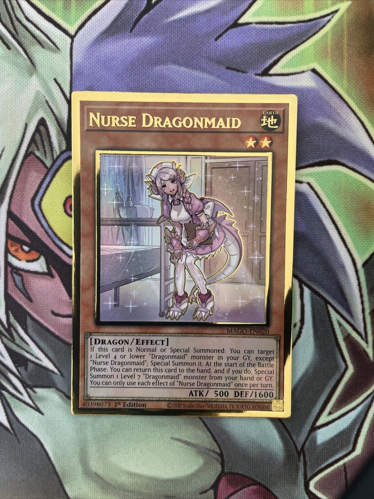MAGO-EN020 Nurse Dragonmaid Premium Gold 1st Edition Near Mint Condition Yugioh