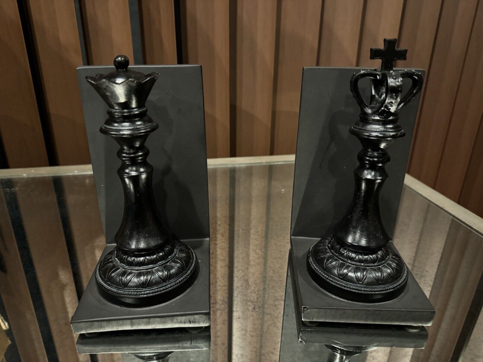 Bookends King Queen chess Pieces Black Resin(set of 2) Classy