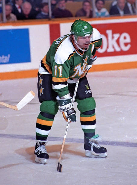 Minnesota North Stars Mike Gartner 1989 Old Ice Hockey Photo