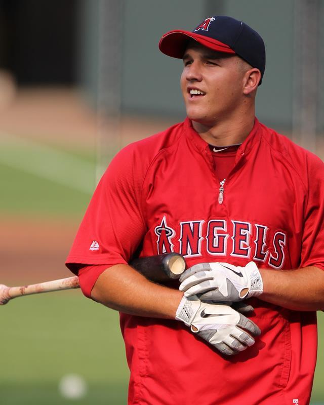 2012 Anaheim Angels MIKE TROUT 8X10 PHOTO PICTURE 22050700229