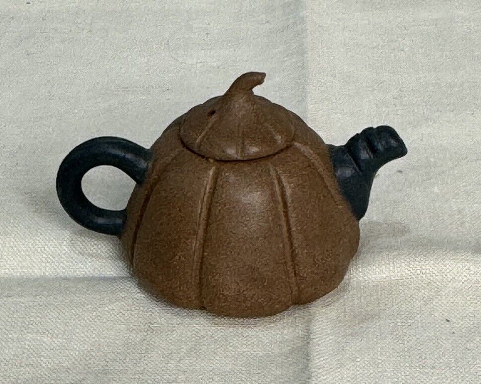 Miniature Chinese Yixing Zisha Clay Handmade Exquisite Teapot