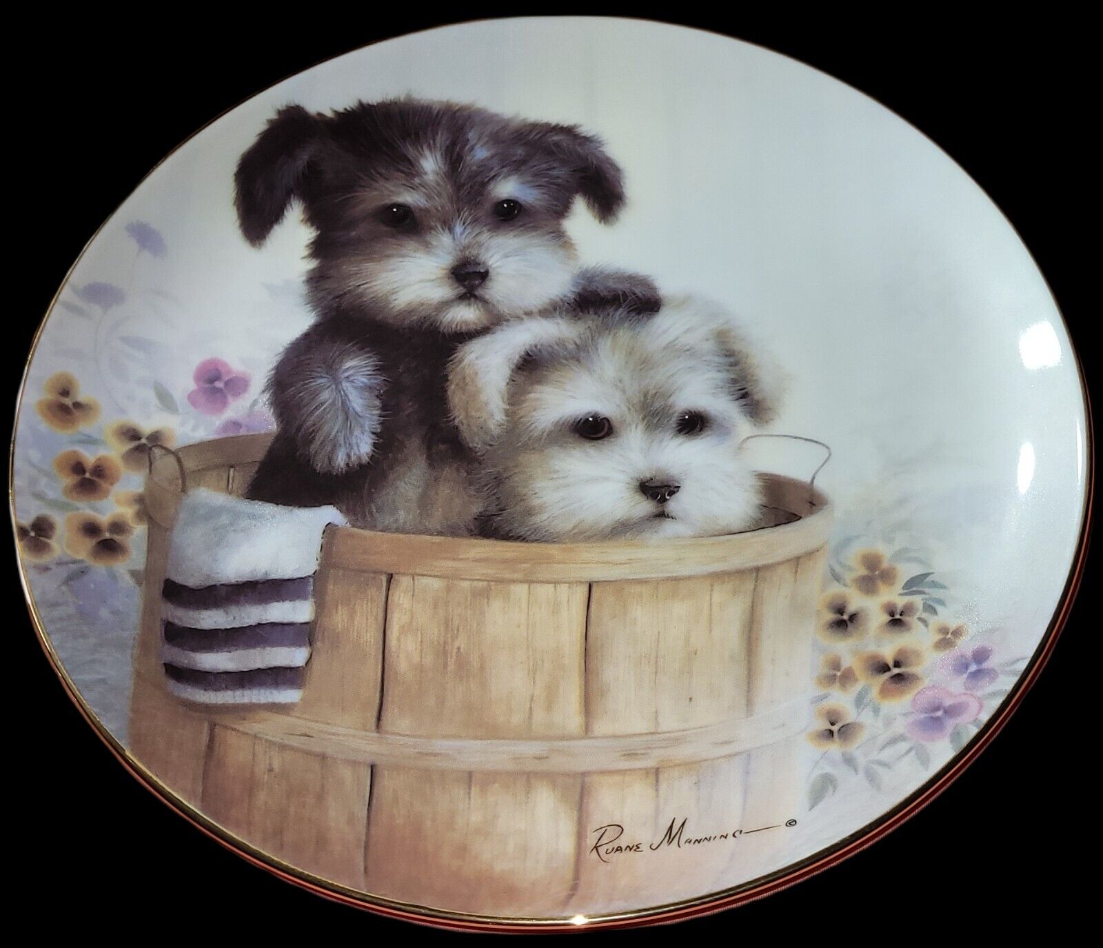 1989 Hide and Seek From Puppy Pals 8-1/8 Inch Danbury Mint Collector Plate