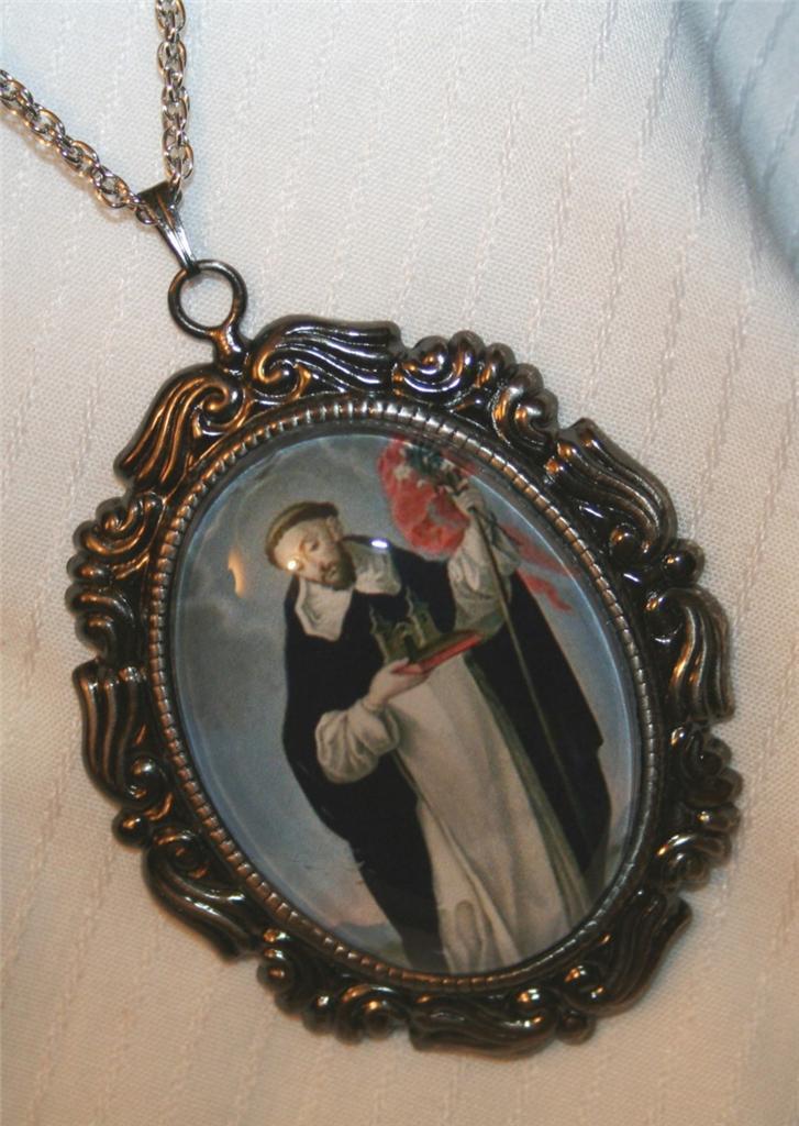 Lovely Leaf Rimmed St. Bernard of Clairvaux Glass Cameo Medal SilvertoneNecklace