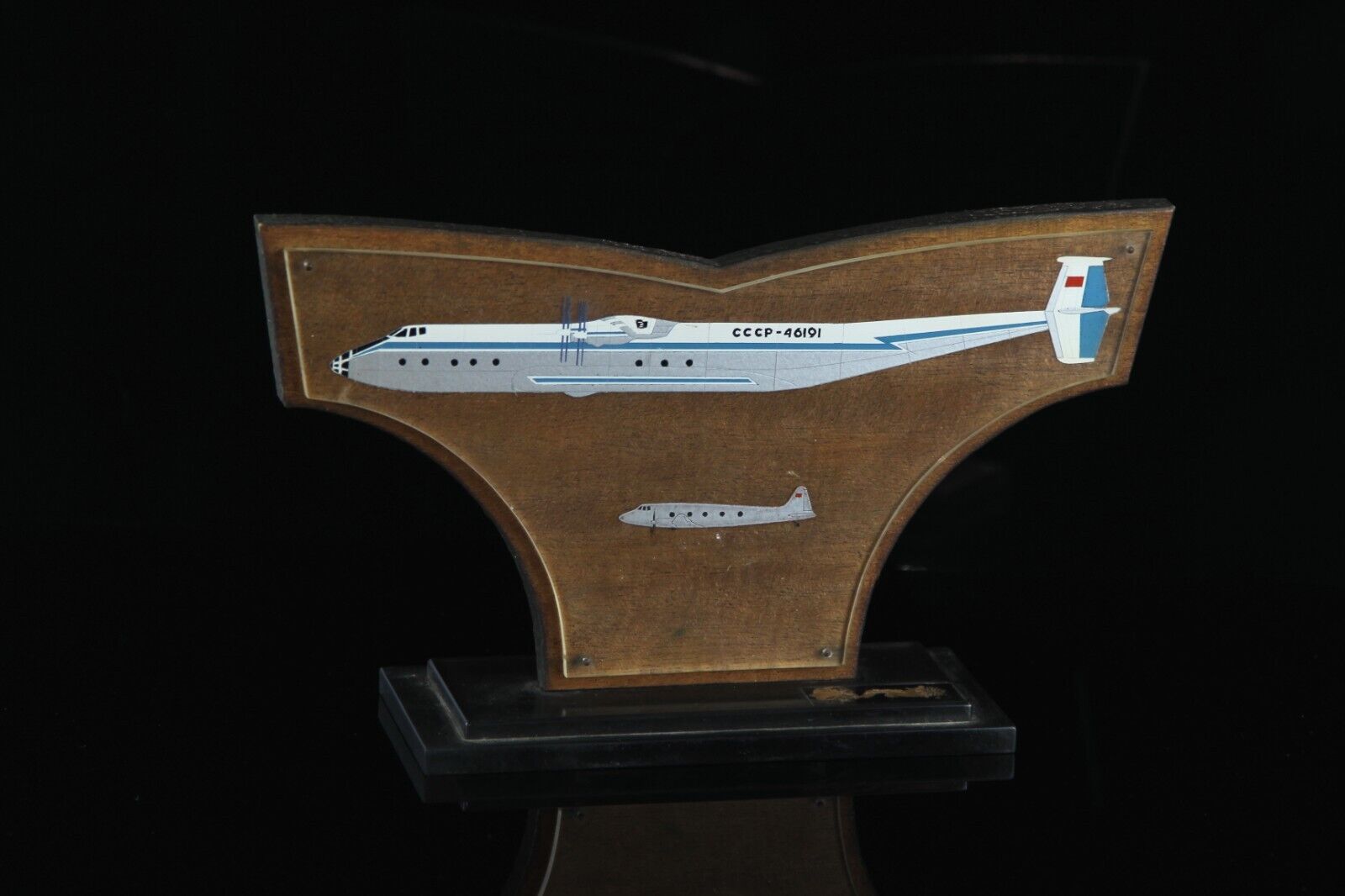 Exclusive desk souvenir  HAND-MADE cargo-passenger Soviet aircraft Antonov