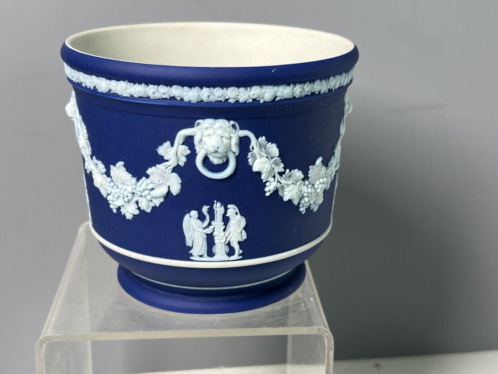 Wedgewood Mid Century Royal Blue Vintage English Jasperware Cachet Pot