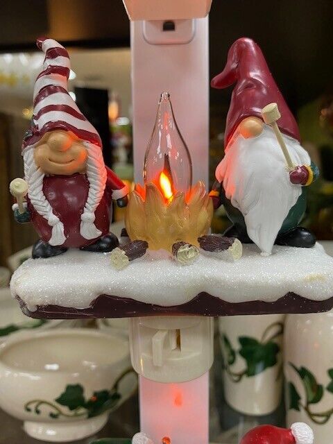 Roman Lights, Inc - Christmas Gnome Couple Campfire Flickering Night Light - NIB