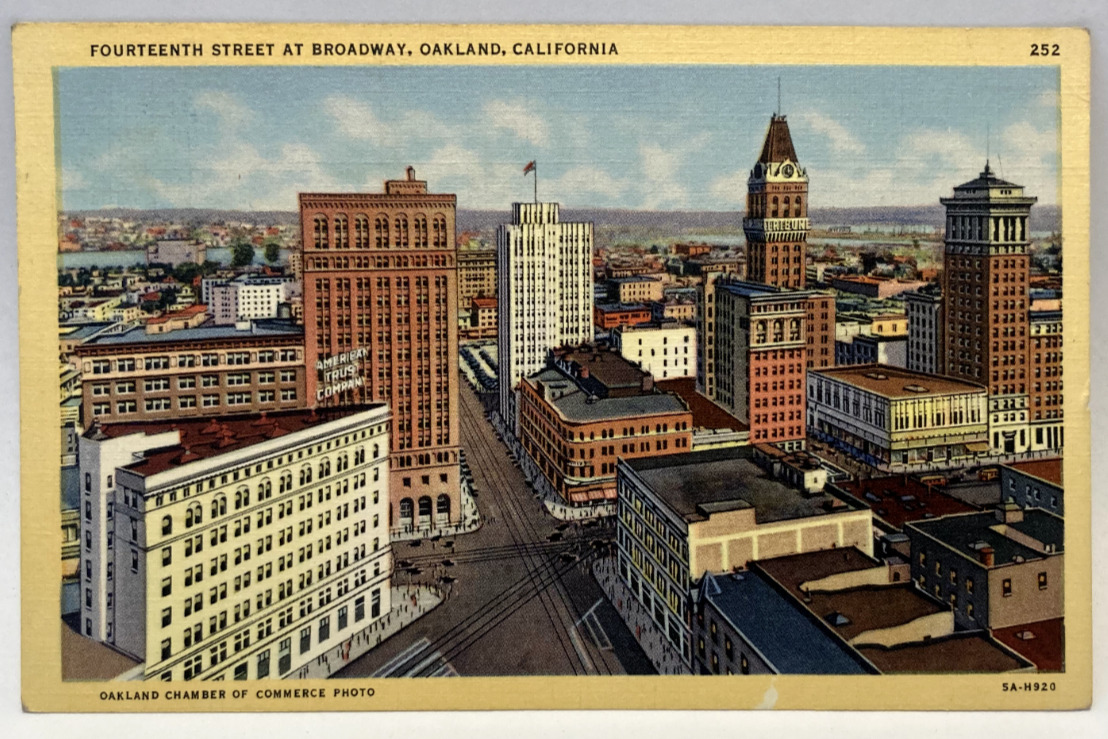 Fourteenth Street at Broadway, Oakland California CA Vintage Postcard