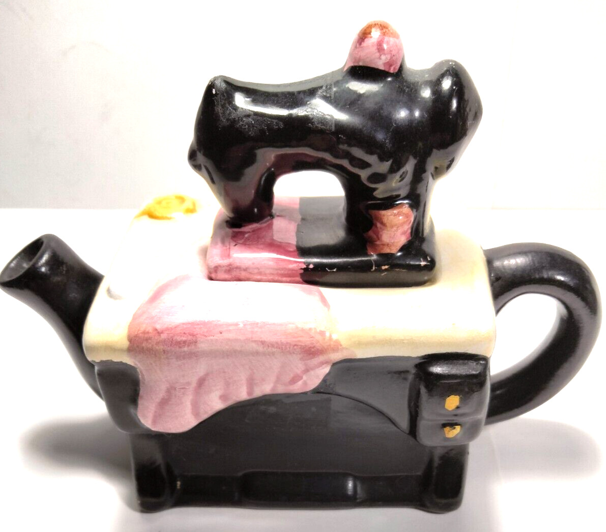 Vintage Decorative Mini Sewing Machine Teapot Trinket 5”x 6” Ceramic