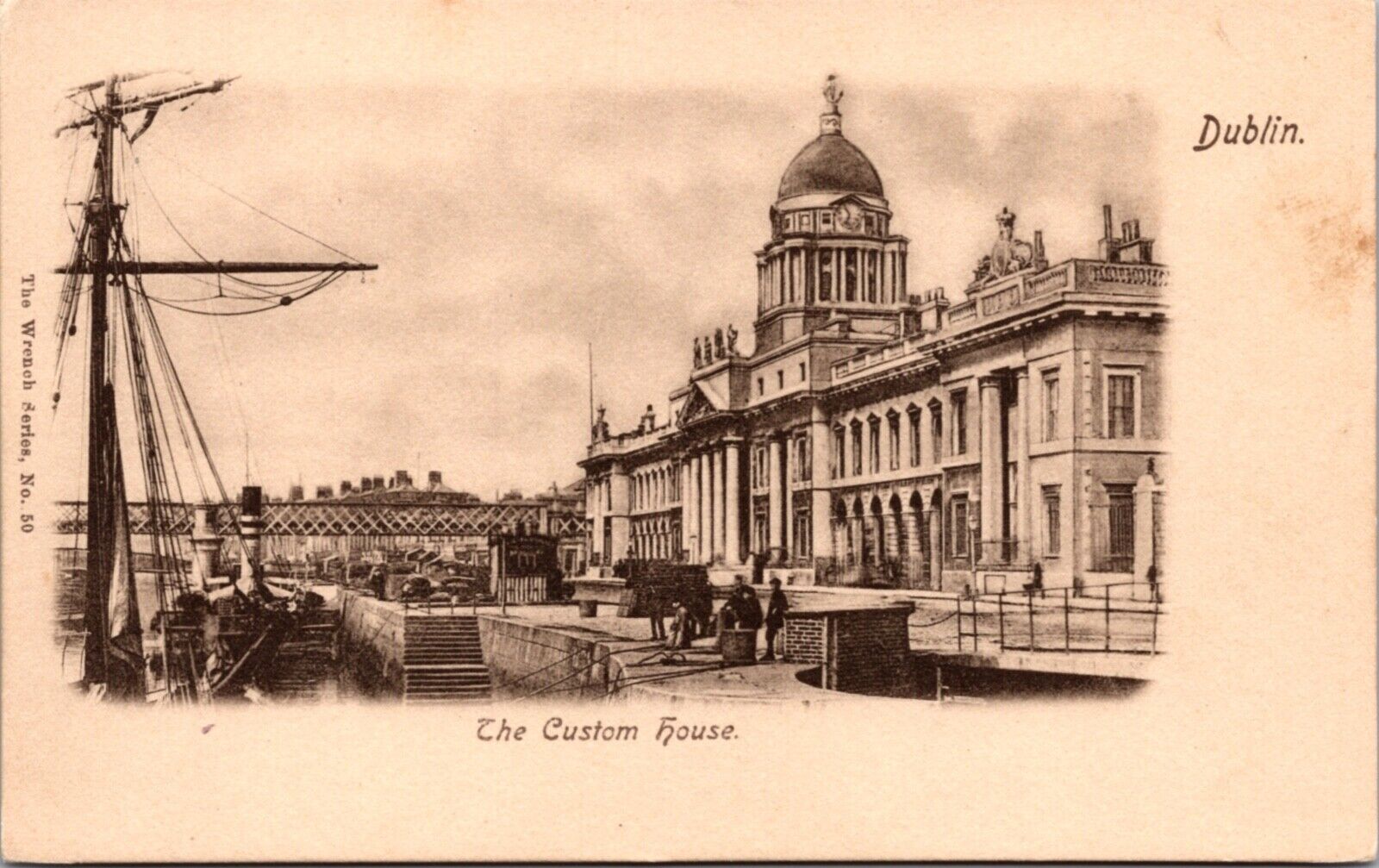 Postcard The Custom House in Dublin, Ireland