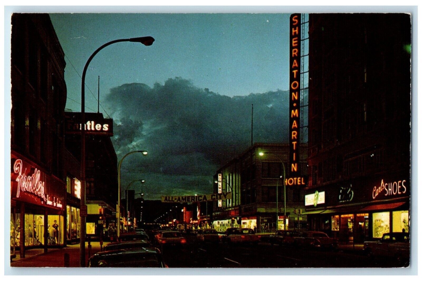 c1950's Night Scene Sheraton Martin Hotel Cars Sioux City Iowa IA Postcard