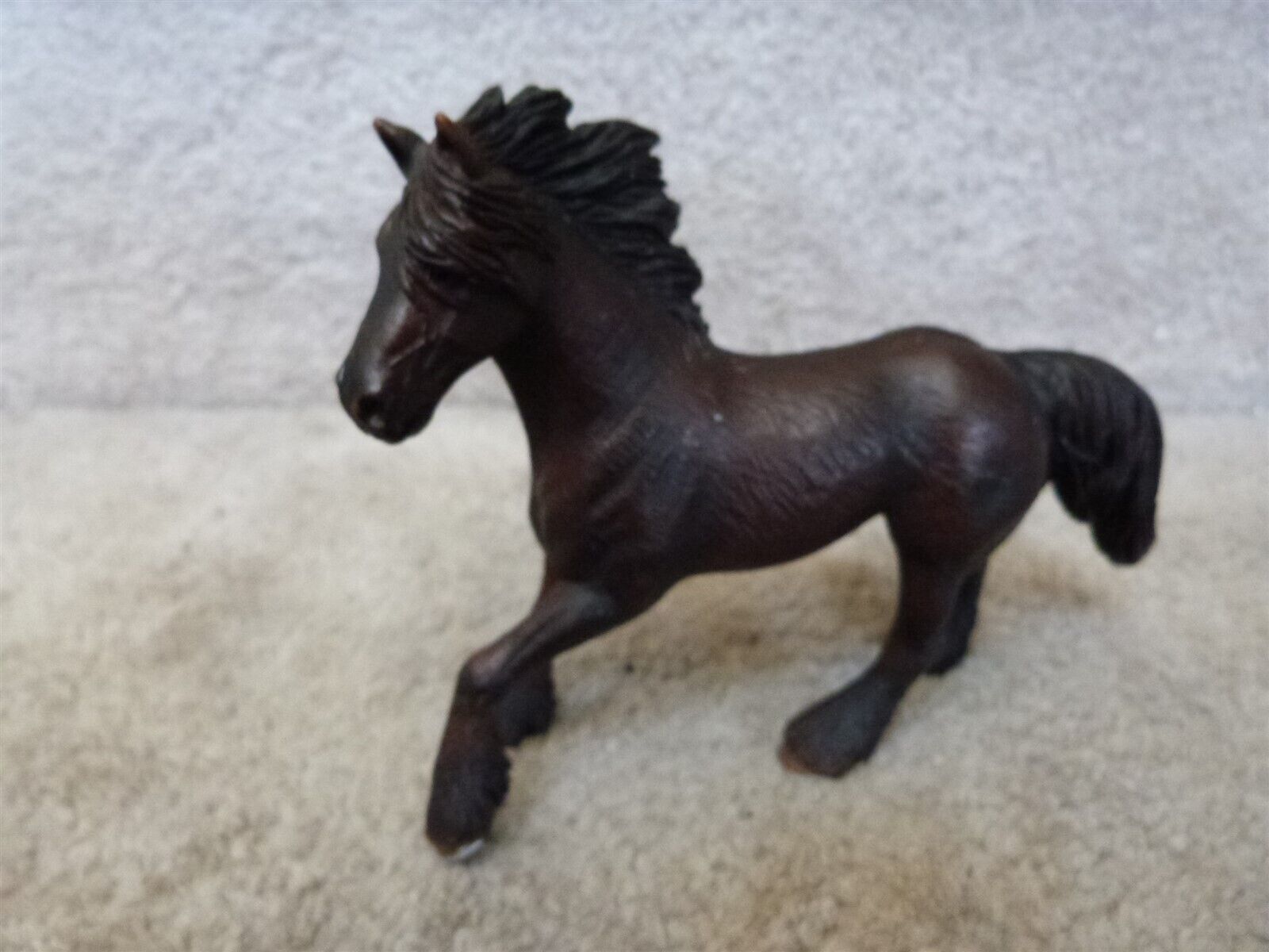 2005 Schleich Horse 13604 Figure Dark Brown FRIESIAN MARE 6\