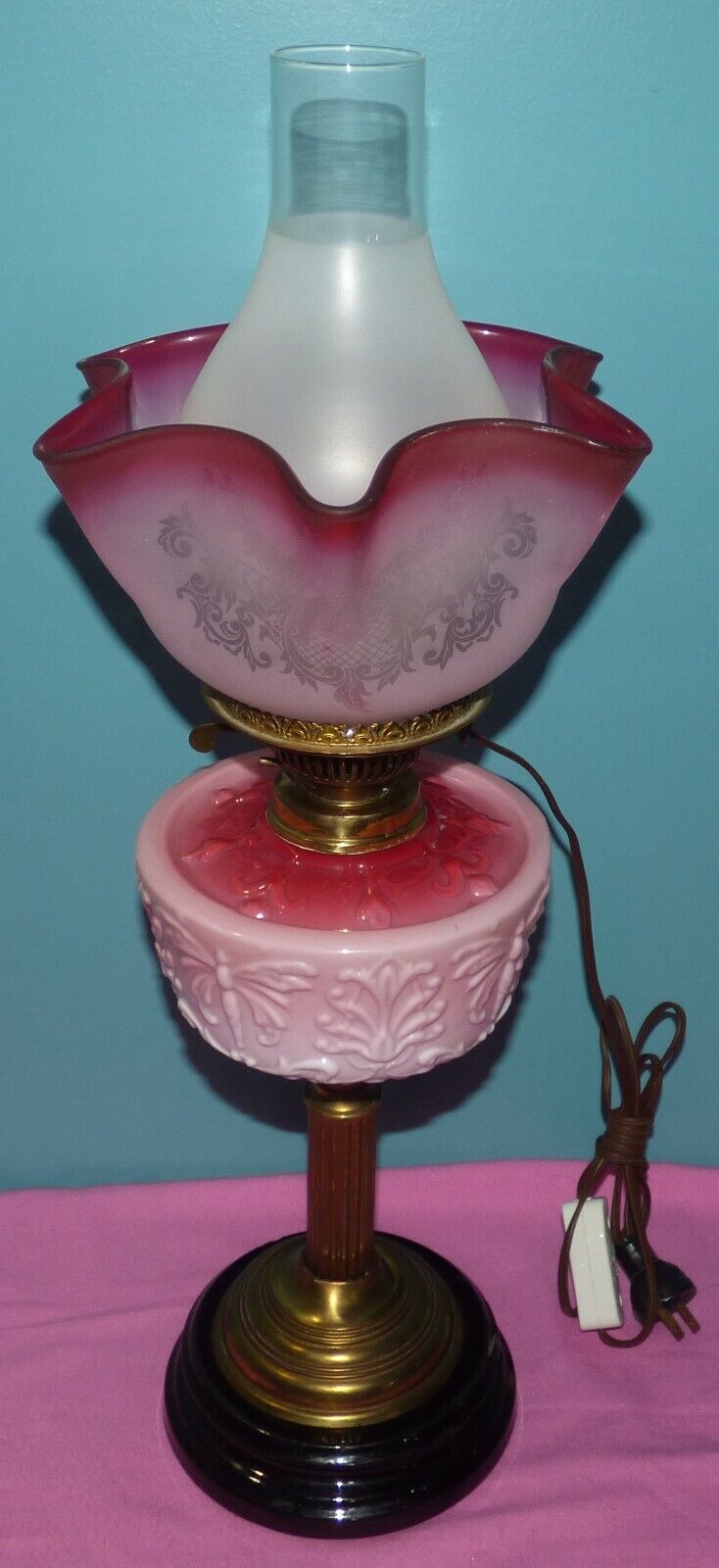 Antique Veritas Victorian Oil Lamp with Cherub Acid Etched Shade Dragon Fly Font