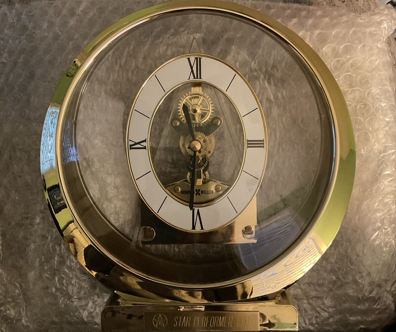 Brand New In Original Box And Plastic Vintage Howard Miller Clock. Model 621-270
