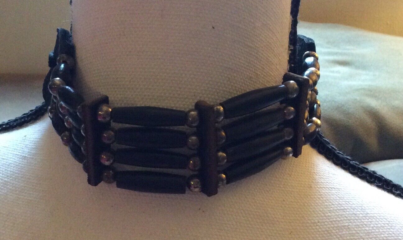 VINTAGE NATIVE AMERICAN NAVAGO  Beads/ Leather NECKLACE 8” Long Black Color