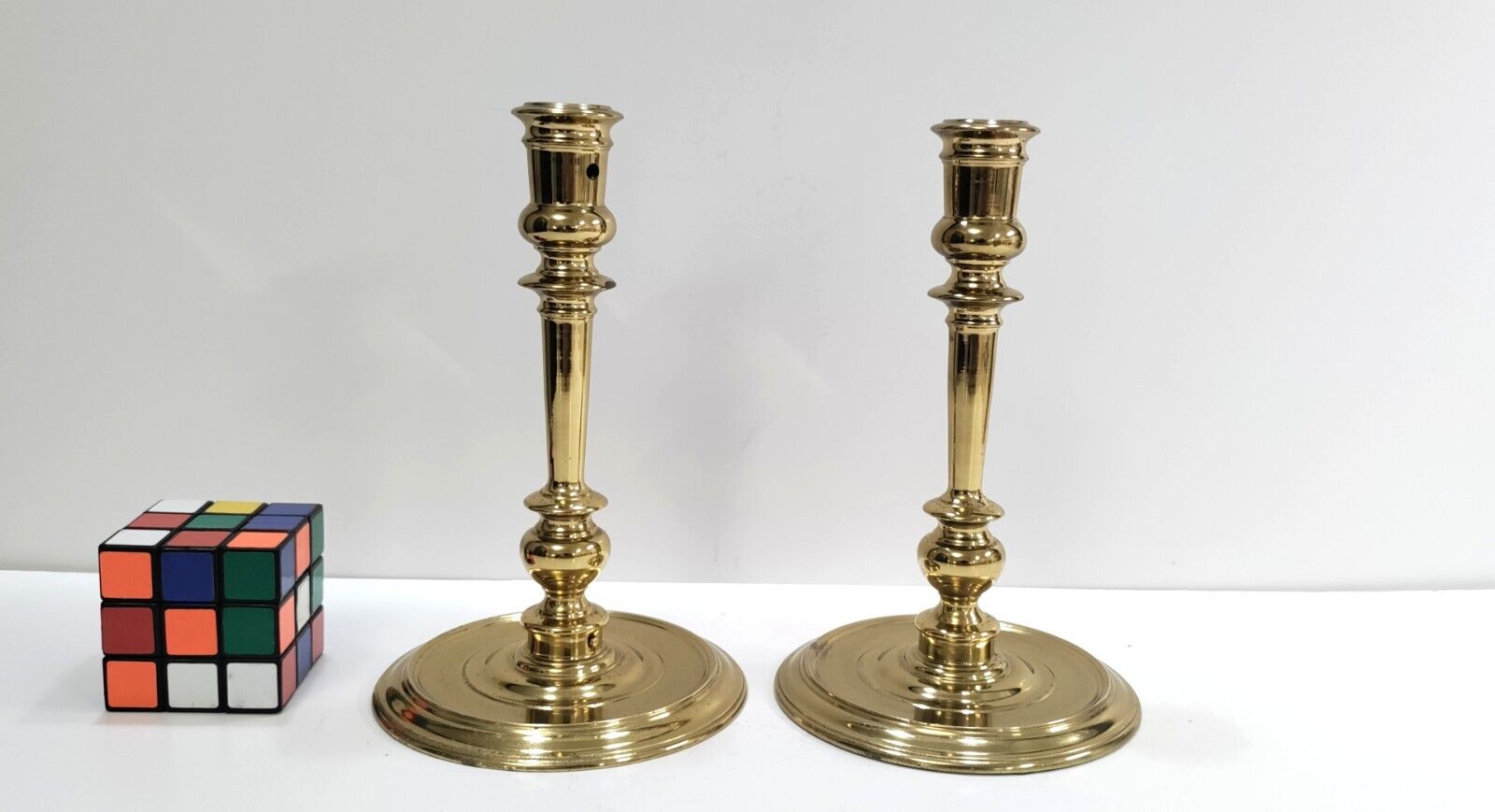 Virginia Metalcrafters Colonial Williamsburg Brass Candlesticks 8” CW16-2