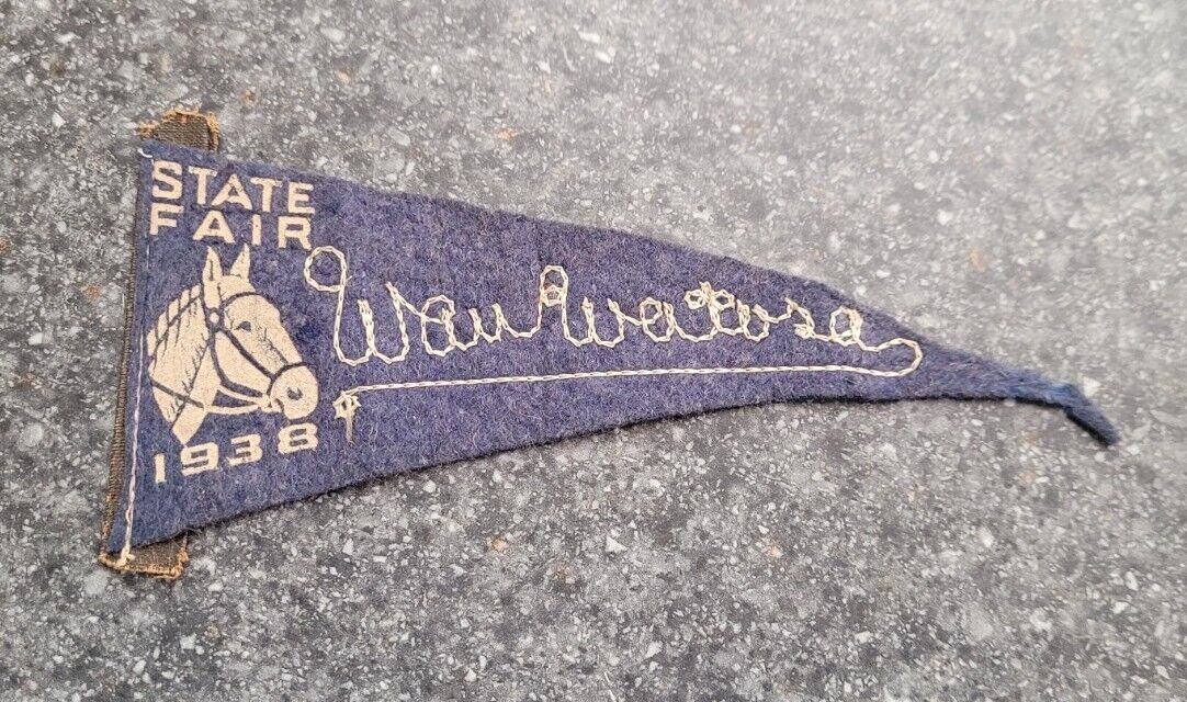 Vintage 1938 Wisconsin State Fair Felt Mini Felt Pennant w/Wauwatosa Embroidered