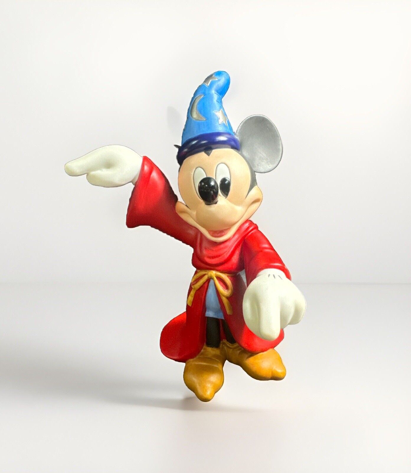 Vtg Walt Disney Mickey Mouse Sorcerer\'s Apprentice Porcelain Figurine Chipped
